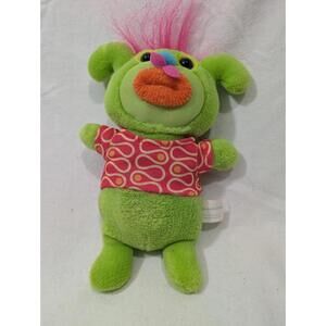 2016 Sing-a-Ma-Lings NOODLE singing Talking Plush Toy Green Mustache Works